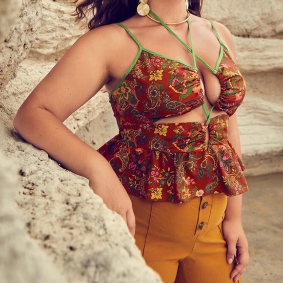 SALE!! NWOT Cami Crop Top, Curve 2XL, SHEIN Spaghetti Strap Sexy, Green - Picture 3 of 16